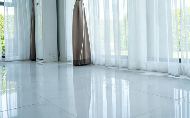 Carrelage en céramique